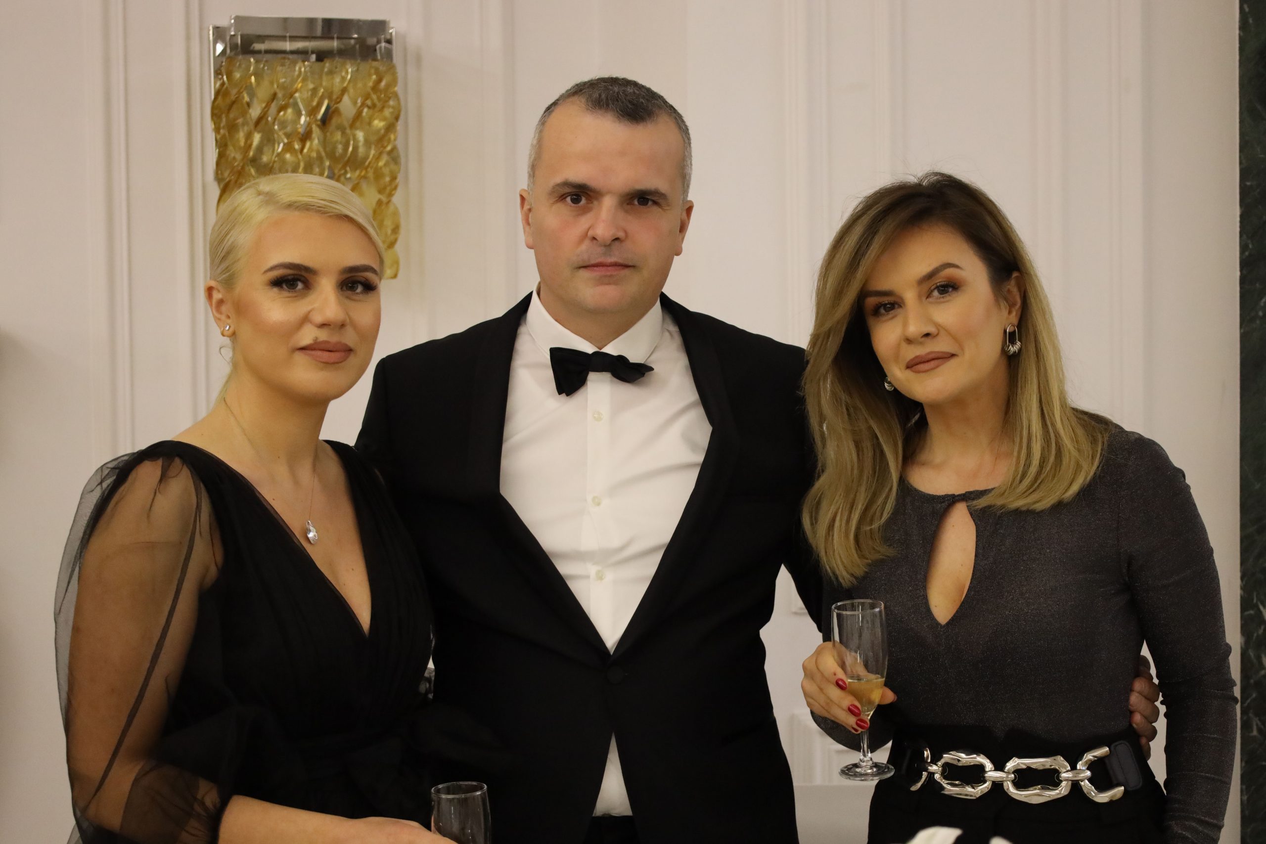 Mbyllja e 2021 me Kujtime dhe Mirënjohje: Festa e Fundvitit në Soft & Solution